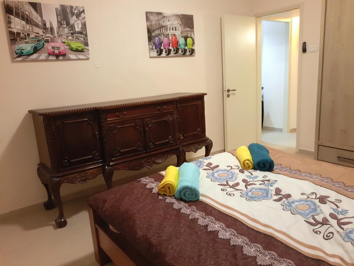 3 stairs only to a cozy flat on favorite Hillel st Apartment Haifa Exterior foto