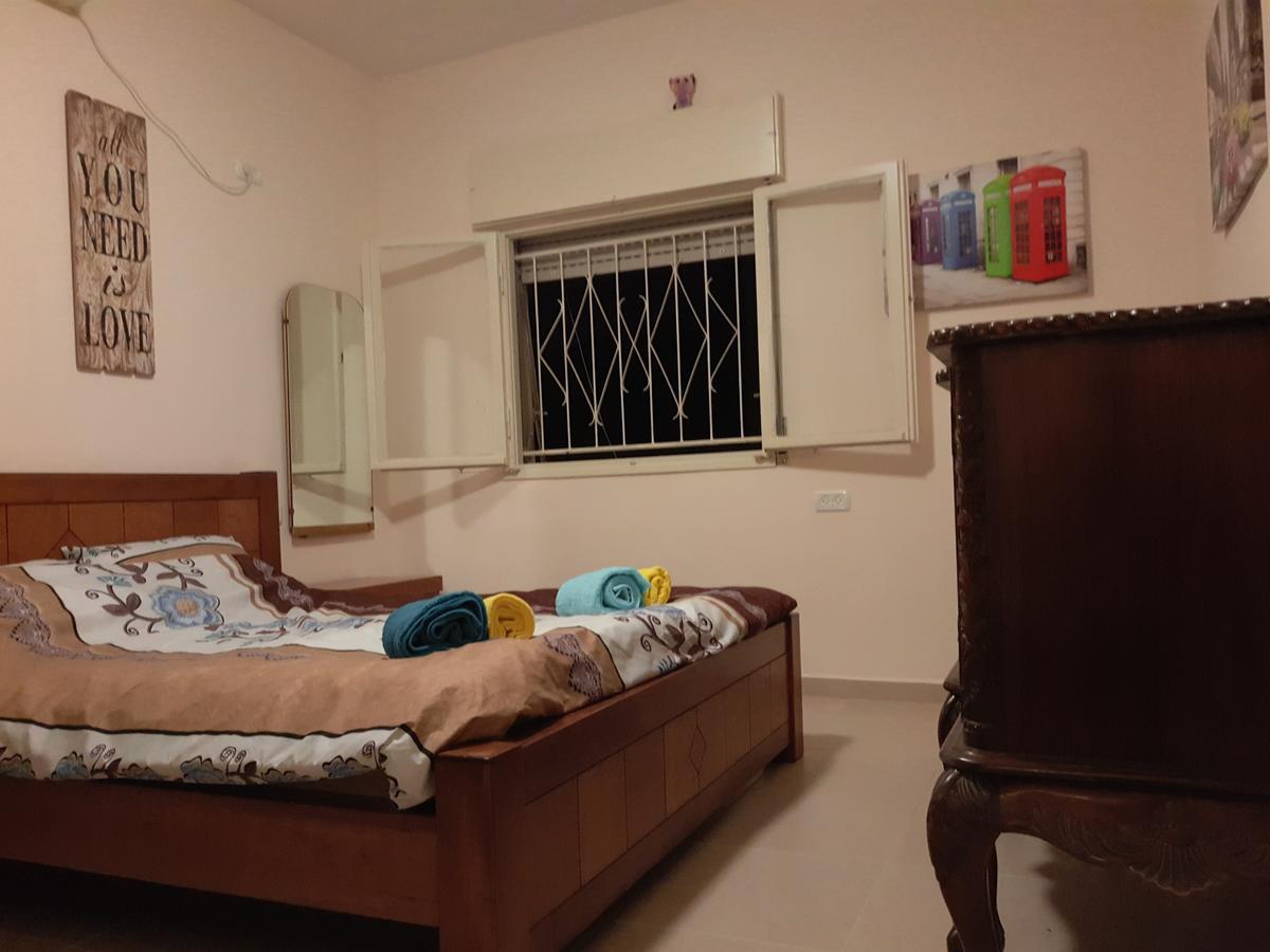 3 stairs only to a cozy flat on favorite Hillel st Apartment Haifa Exterior foto