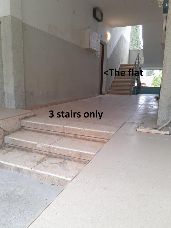 3 stairs only to a cozy flat on favorite Hillel st Apartment Haifa Exterior foto